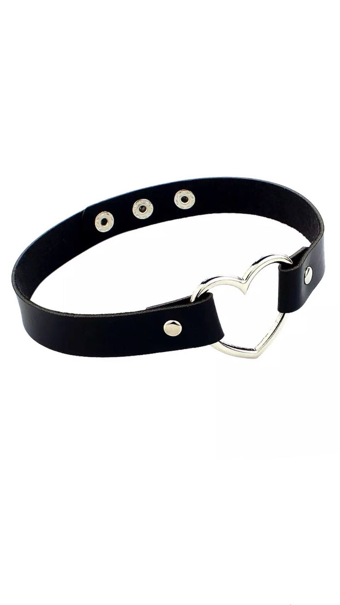 BLACK HEART CHOKER