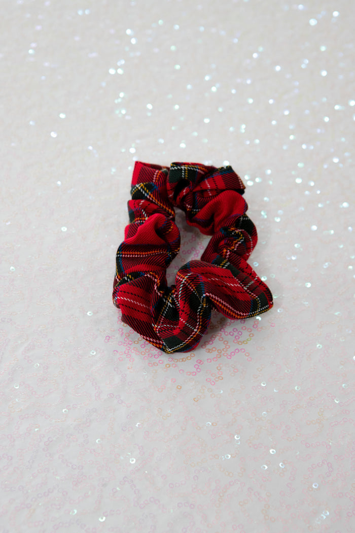 SCHOOL GIRL SCRUNCHIE