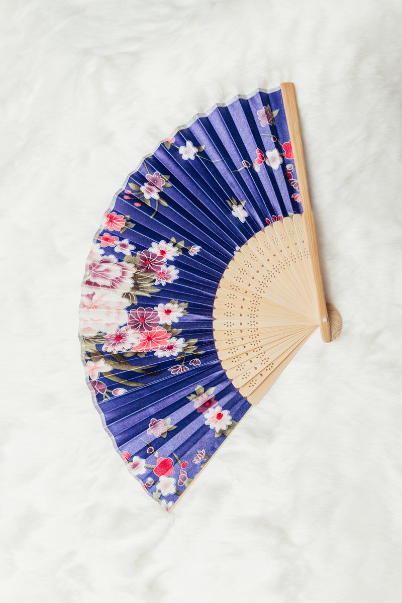 BLUE ORIENTAL HAND FAN
