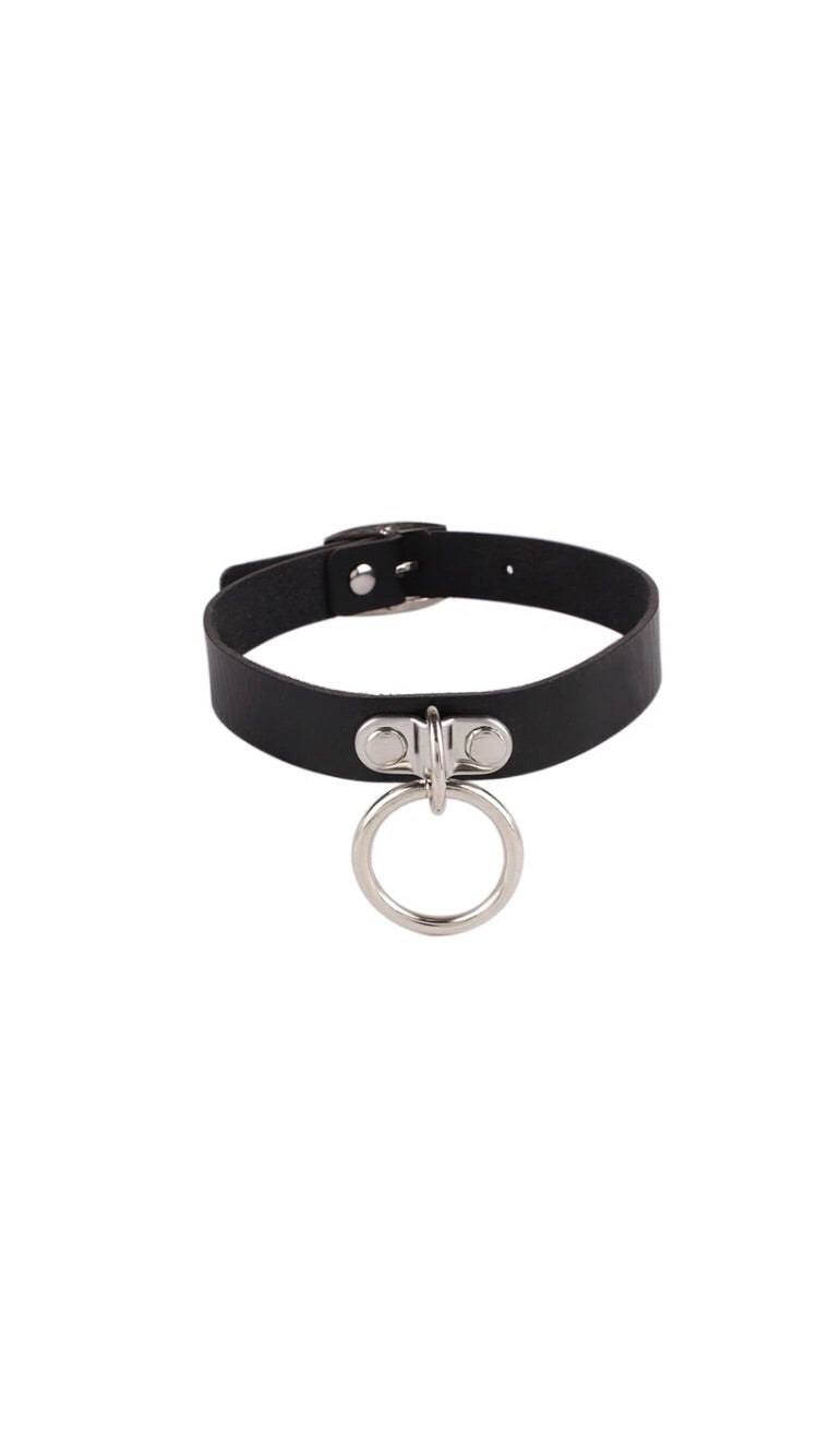 BLACK RING CHOKER