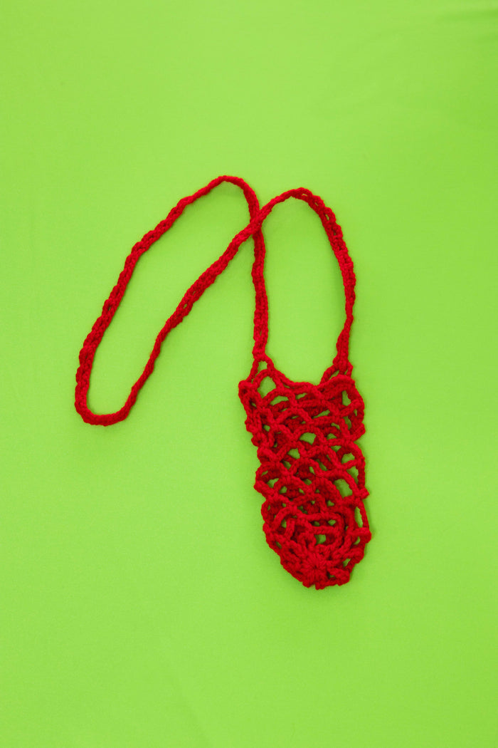 RED CROCHET BOTTLE BAG