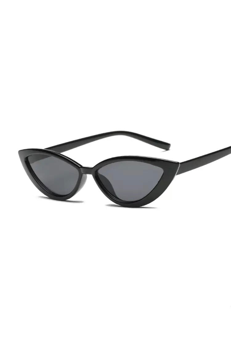 BLACK CAT EYE SHADES
