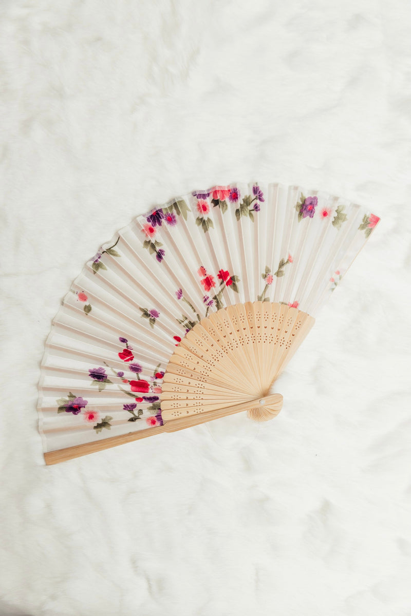 WHITE ORIENTAL HAND FAN